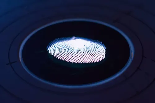 Sessions or tokens: choosing how to authenticate