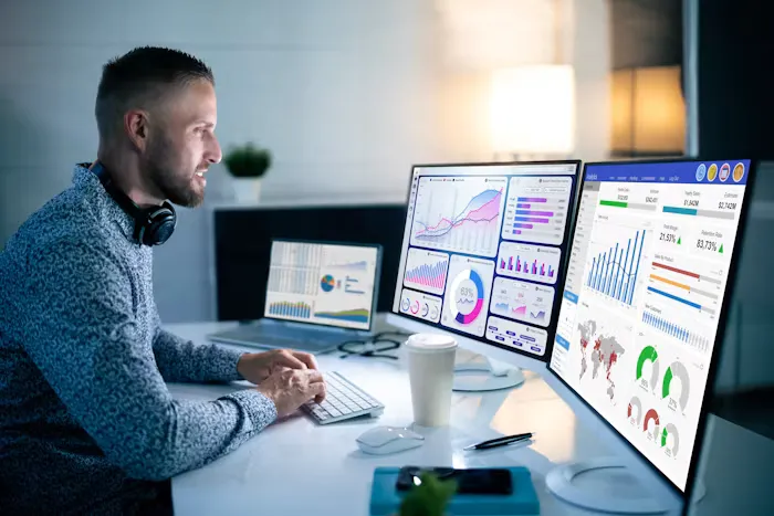 Choosing a BI tool your team will actually open